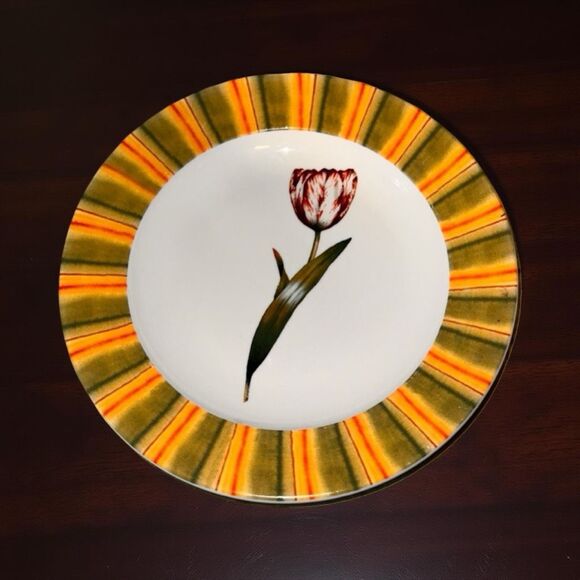 Set of 4 Cypress Home Tulip Floral Sandwich- Salad Plates 8 1/4” - Picture 4 of 6